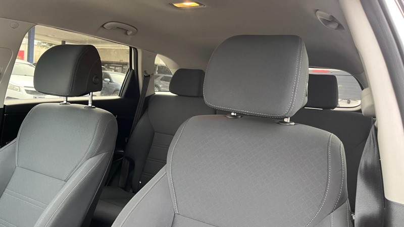 Kia Sorento Vehicle Image 06