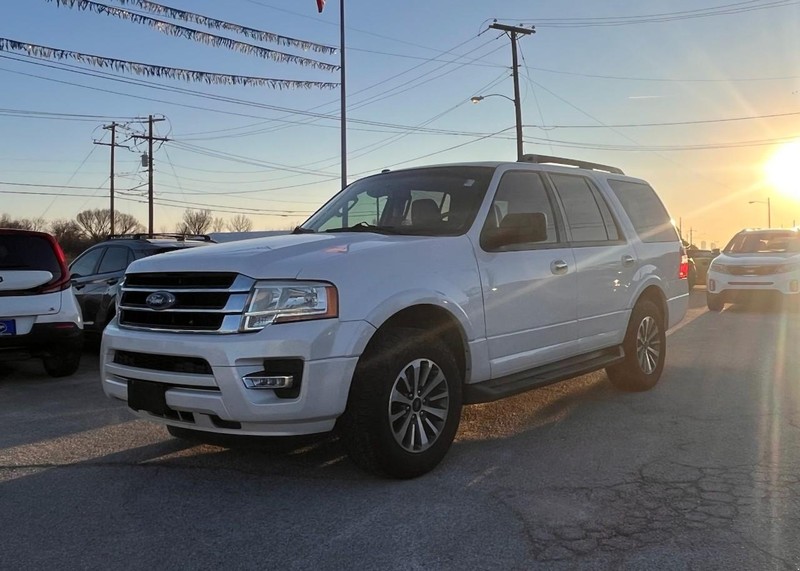 Ford Expedition Vehicle Image 02