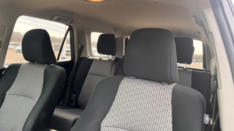 Toyota 4Runner Vehicle Image 06