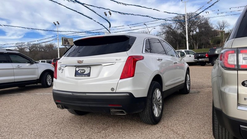 Cadillac XT5 Vehicle Image 04
