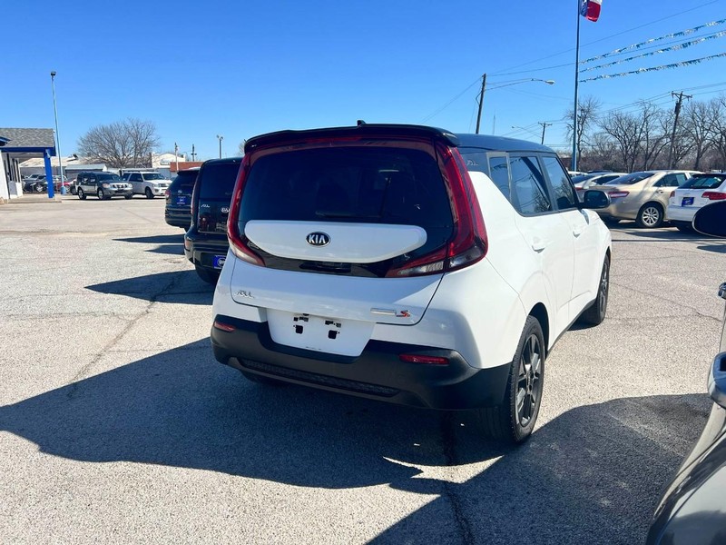 Kia Soul Vehicle Image 04