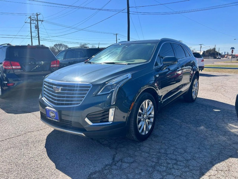 Cadillac XT5 Vehicle Image 02