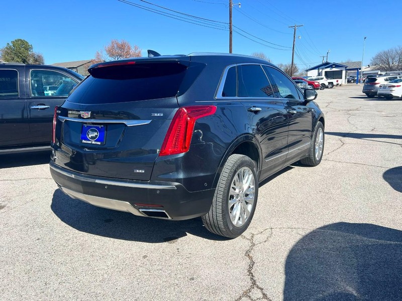 Cadillac XT5 Vehicle Image 04