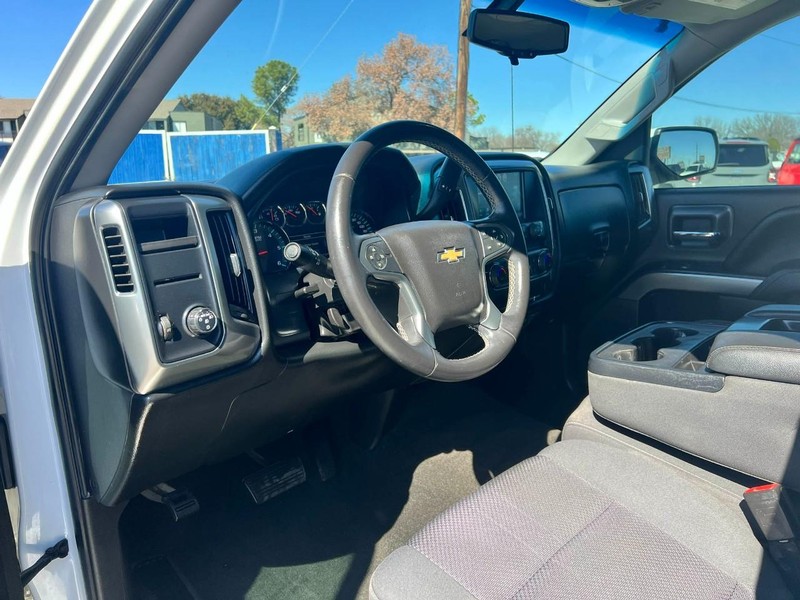 Chevrolet Silverado 1500 Vehicle Image 05
