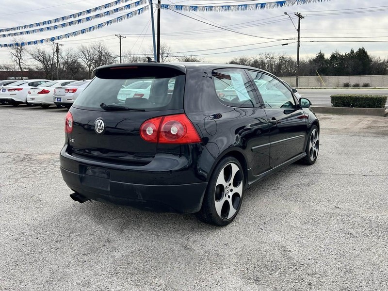 Volkswagen GTI Vehicle Image 04