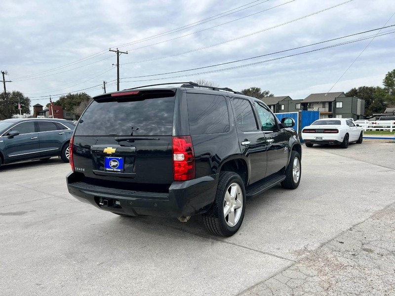 Chevrolet Tahoe Vehicle Image 04