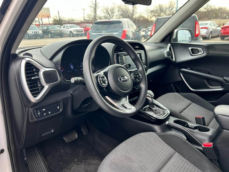 Kia Soul Vehicle Image 05