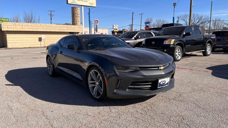 Chevrolet Camaro Vehicle Image 03