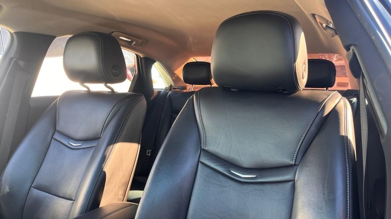 Cadillac XTS Vehicle Image 06