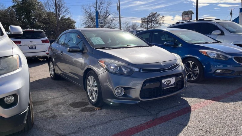 Kia Forte Koup Vehicle Image 03