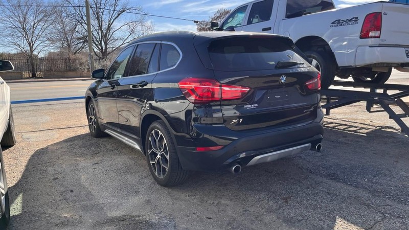 BMW X1 Vehicle Image 07