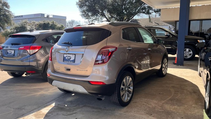 Buick Encore Vehicle Image 04