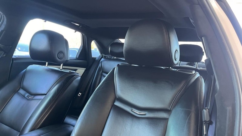 Cadillac XTS Vehicle Image 06