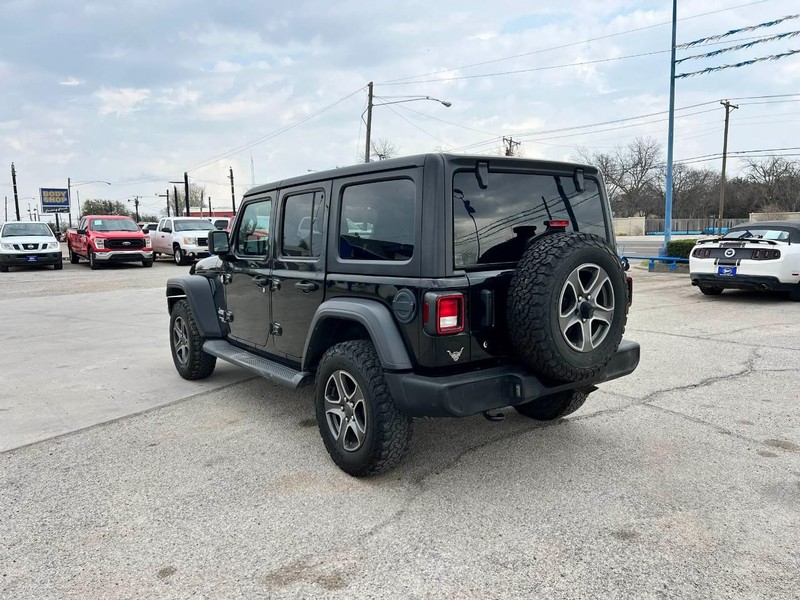 Jeep Wrangler Unlimited Vehicle Image 07