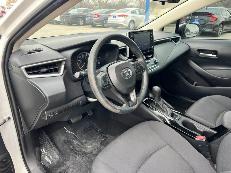 Toyota Corolla Vehicle Image 05