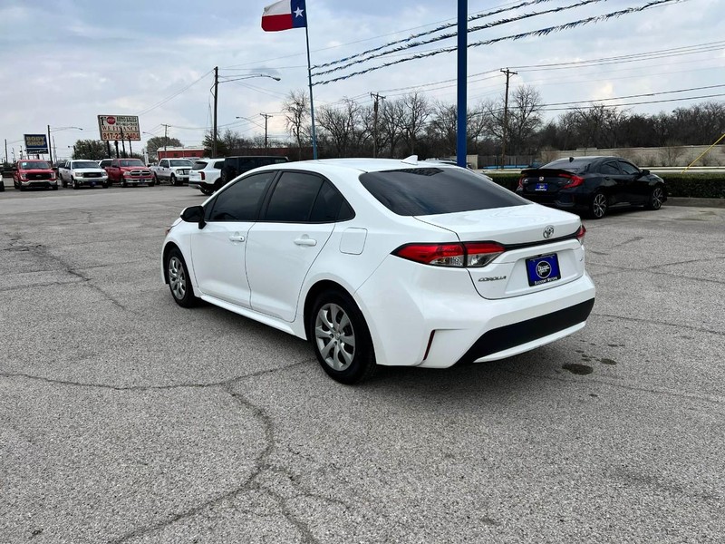 Toyota Corolla Vehicle Image 07