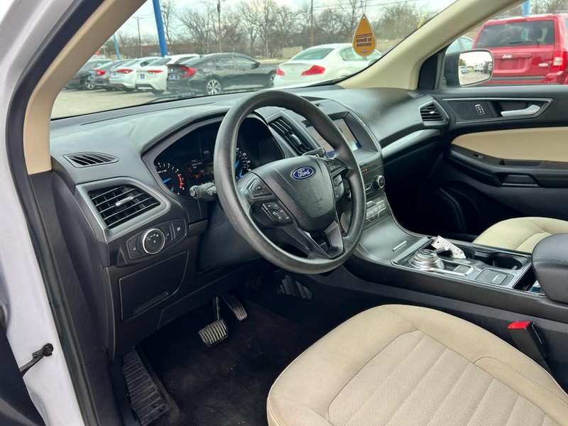 Ford Edge Vehicle Image 05