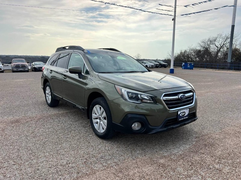 Subaru Outback Vehicle Image 03