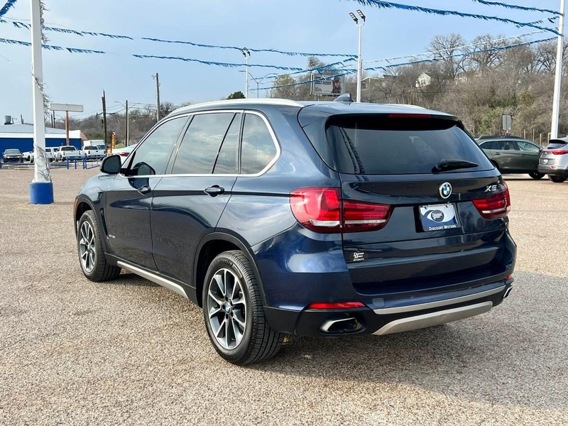 BMW X5 Vehicle Image 07