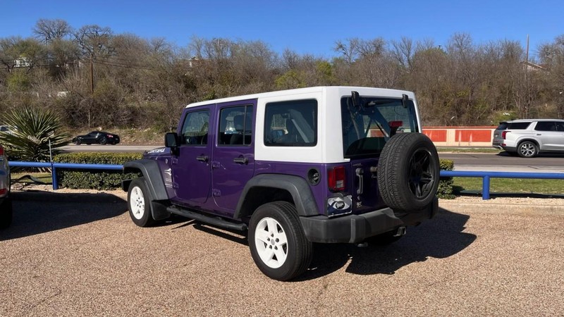 Jeep Wrangler Unlimited Vehicle Image 07