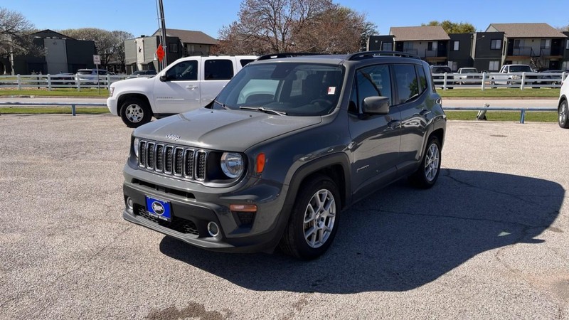 Jeep Renegade Vehicle Image 02