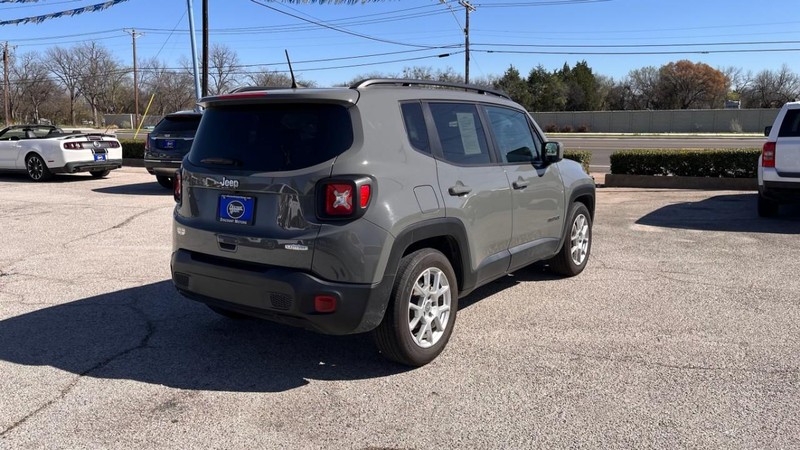 Jeep Renegade Vehicle Image 04