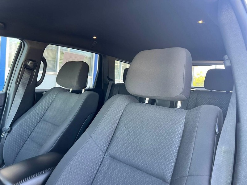 Jeep Grand Cherokee Vehicle Image 07