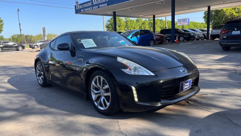 Nissan 370Z Vehicle Image 04