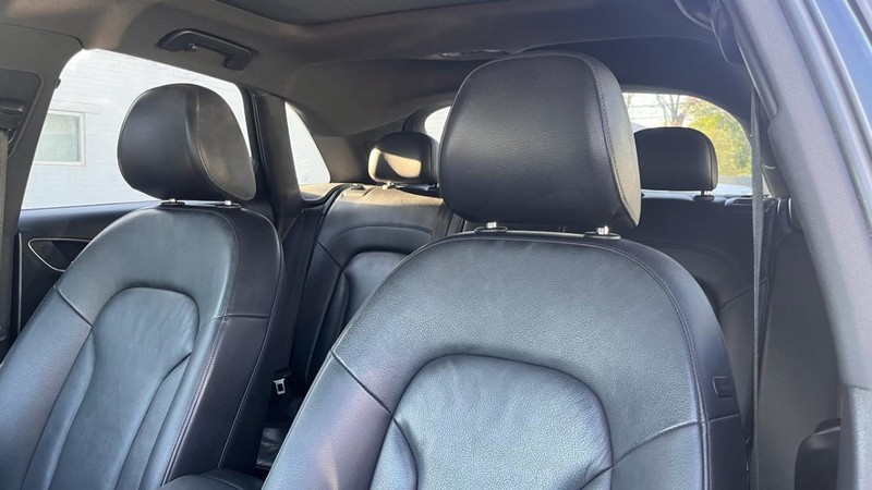 Audi Q3 Vehicle Image 05