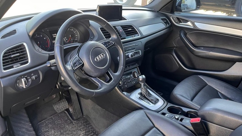 Audi Q3 Vehicle Image 07