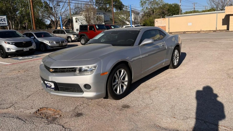 Chevrolet Camaro Vehicle Image 02