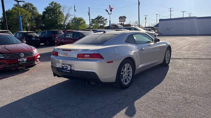 Chevrolet Camaro Vehicle Image 03
