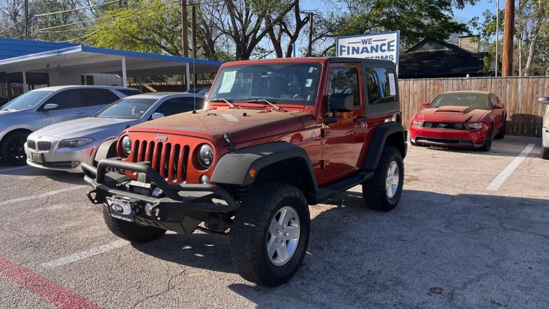 Jeep Wrangler Vehicle Image 02