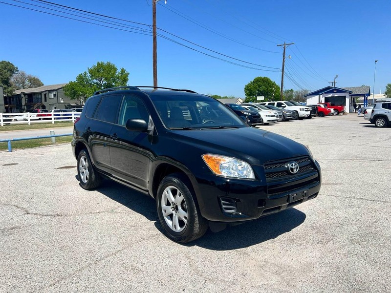 Toyota RAV4 Vehicle Image 03