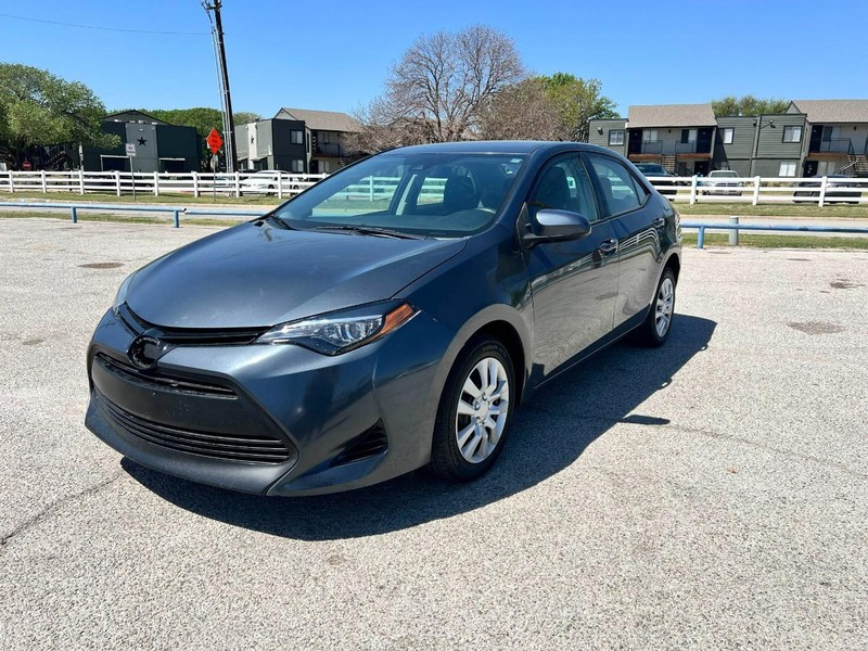 Toyota Corolla Vehicle Image 02