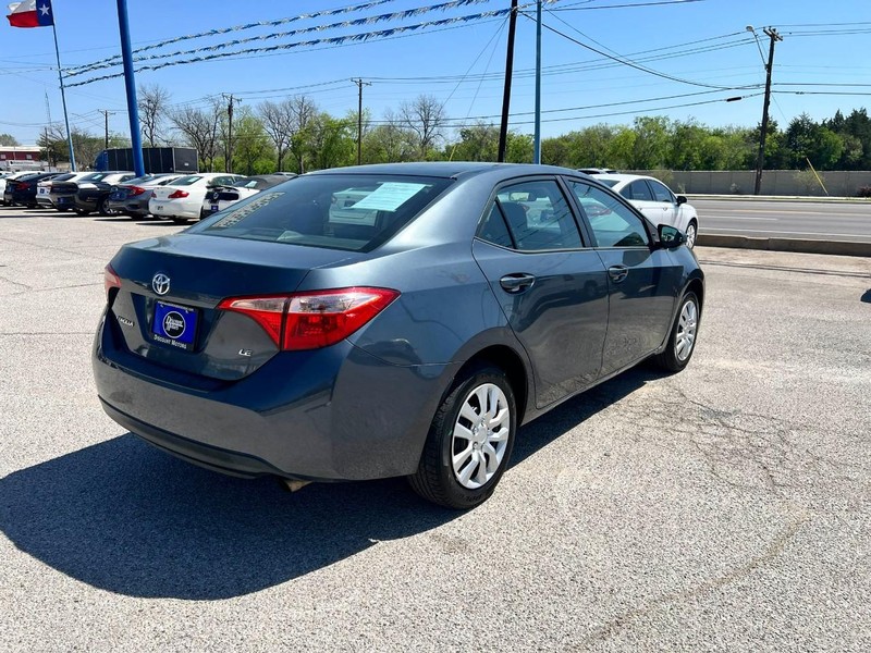 Toyota Corolla Vehicle Image 04