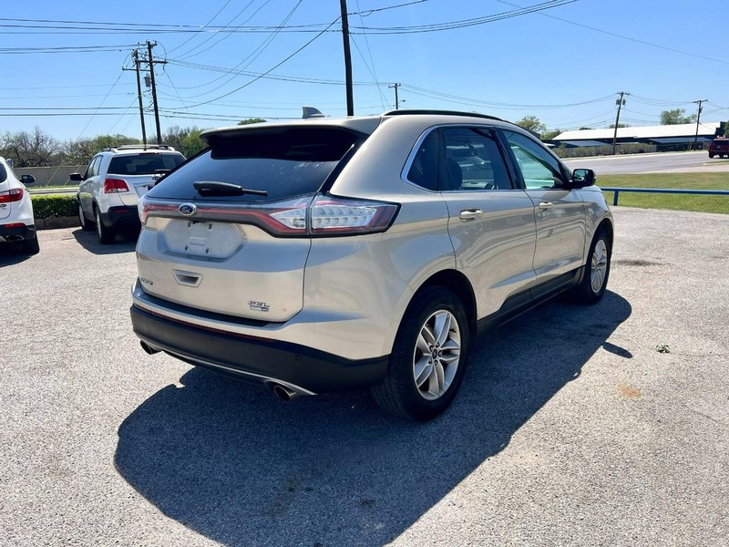 Ford Edge Vehicle Image 04