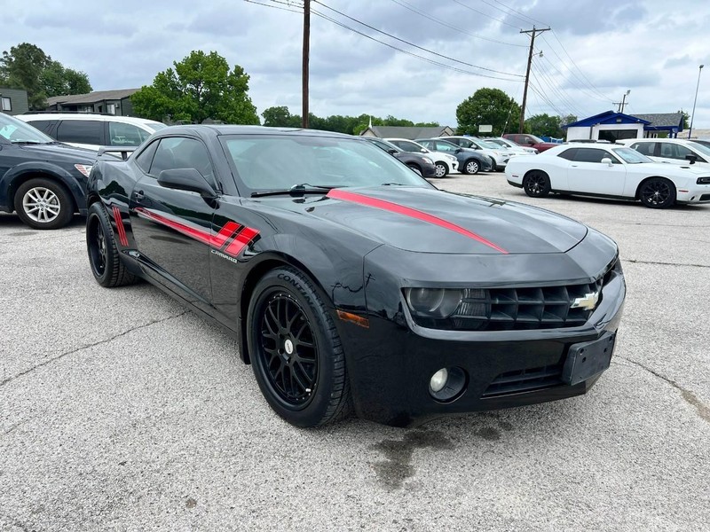 Chevrolet Camaro Vehicle Image 03