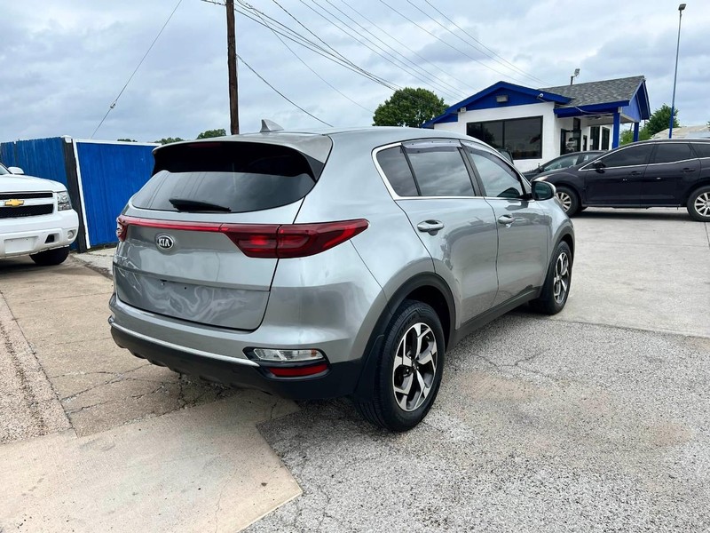 Kia Sportage Vehicle Image 04