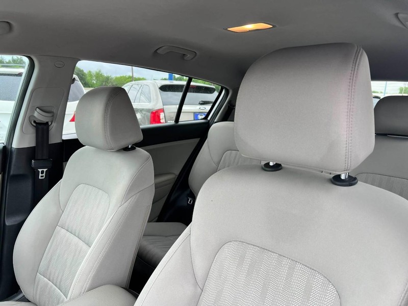 Kia Sportage Vehicle Image 07