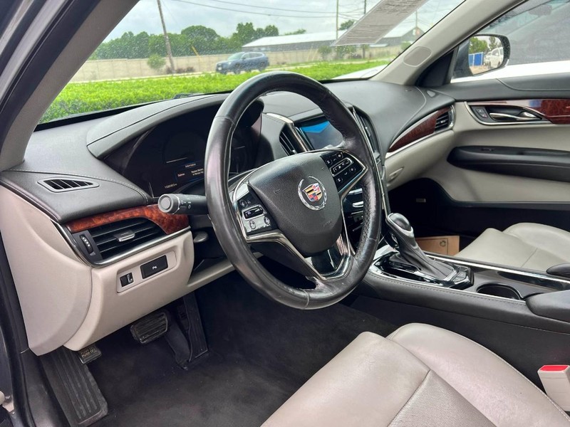 Cadillac ATS Vehicle Image 06