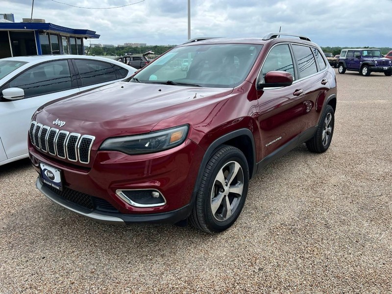 Jeep Cherokee Vehicle Image 02