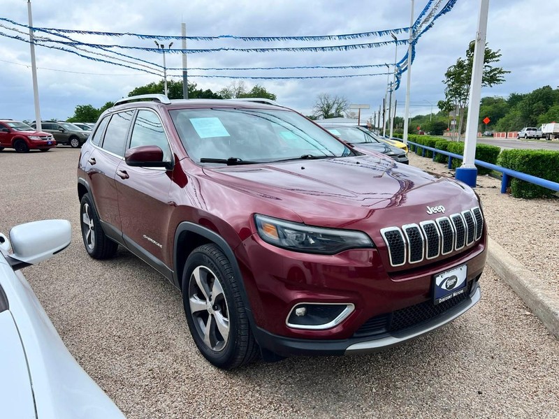 Jeep Cherokee Vehicle Image 03