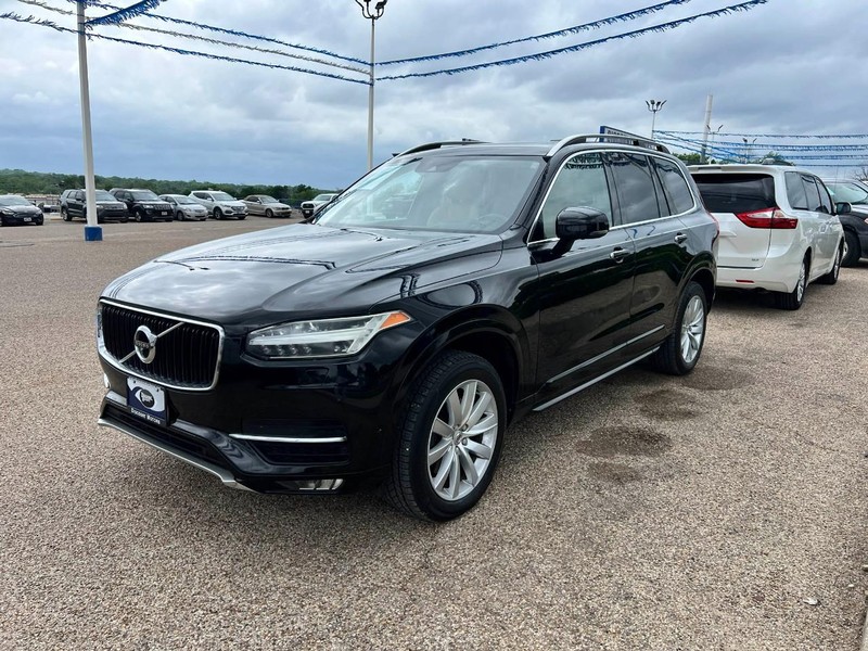 Volvo XC90 Vehicle Image 02