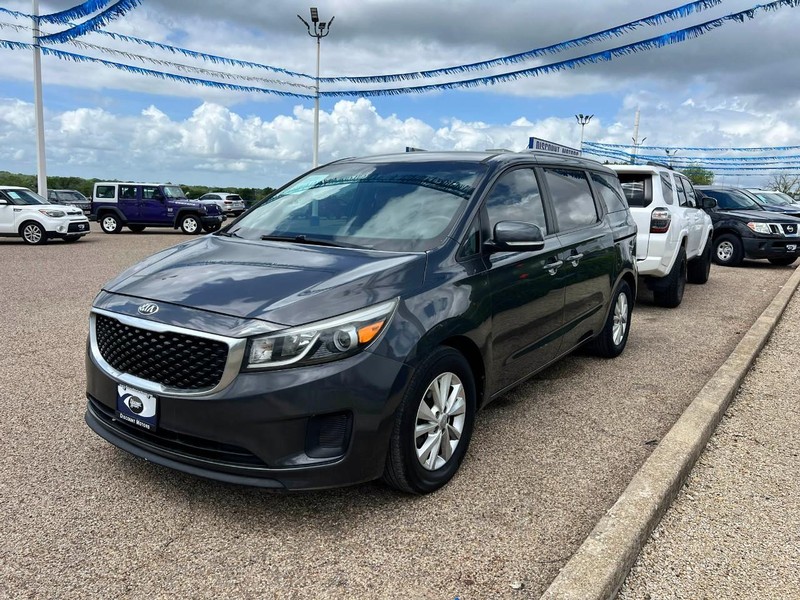 Kia Sedona Vehicle Image 02