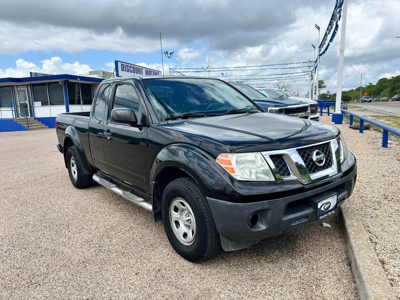 Nissan Frontier Vehicle Image 03