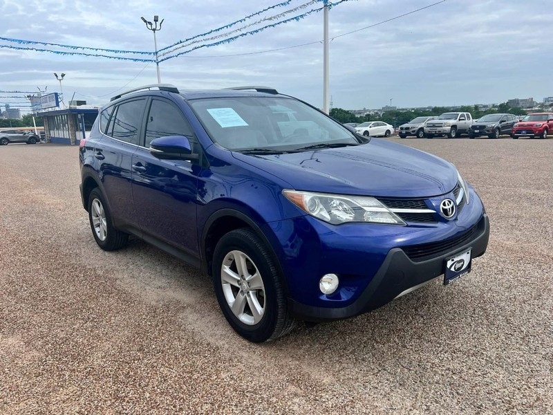 Toyota RAV4 Vehicle Image 03