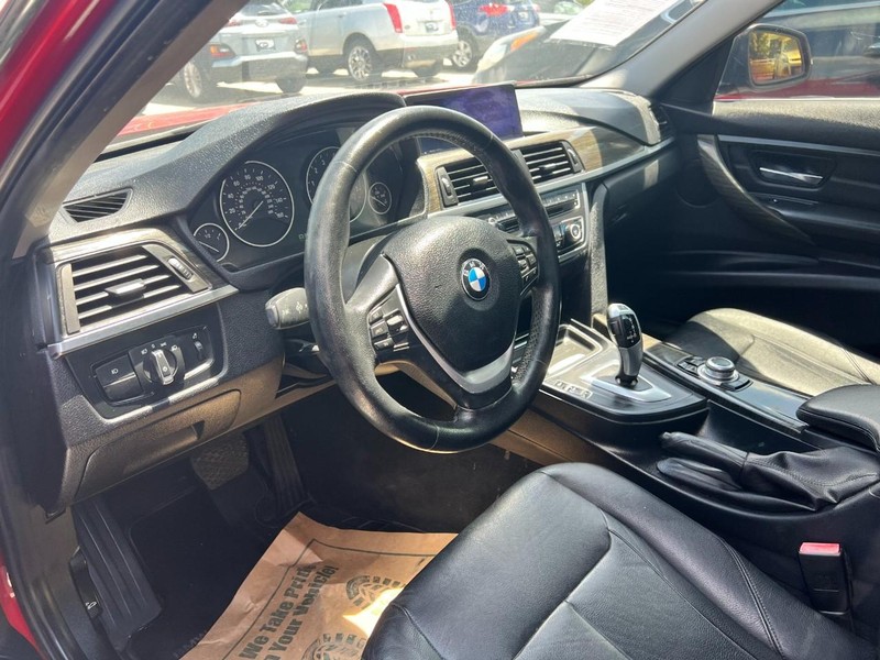 BMW 3 Series Vehicle Image 07