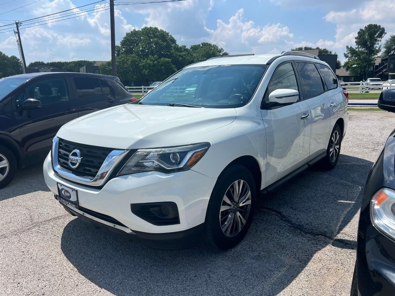 Nissan Pathfinder Vehicle Image 02