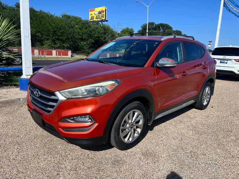 Hyundai Tucson Vehicle Image 02